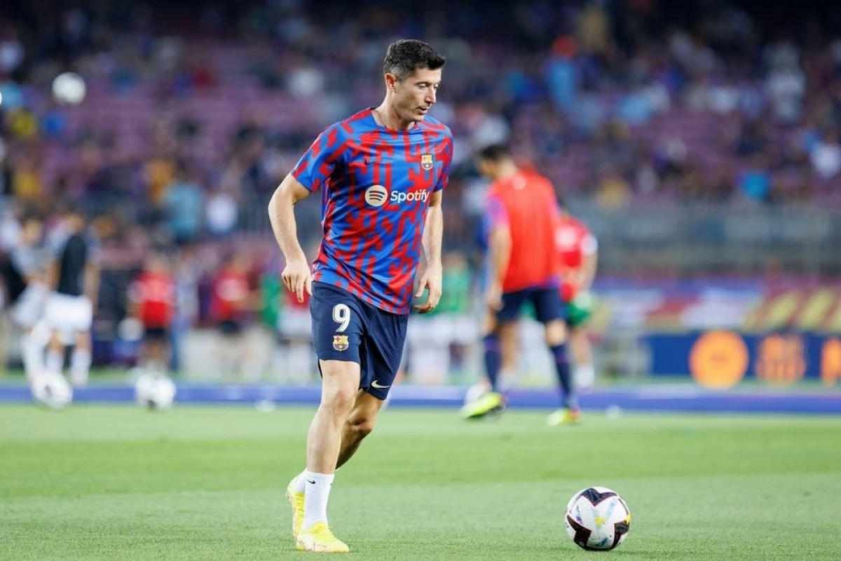 FC Barcelona - Robert Lewandowski 10
