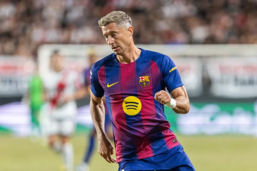FC Barcelona - Robert Lewandowski 1