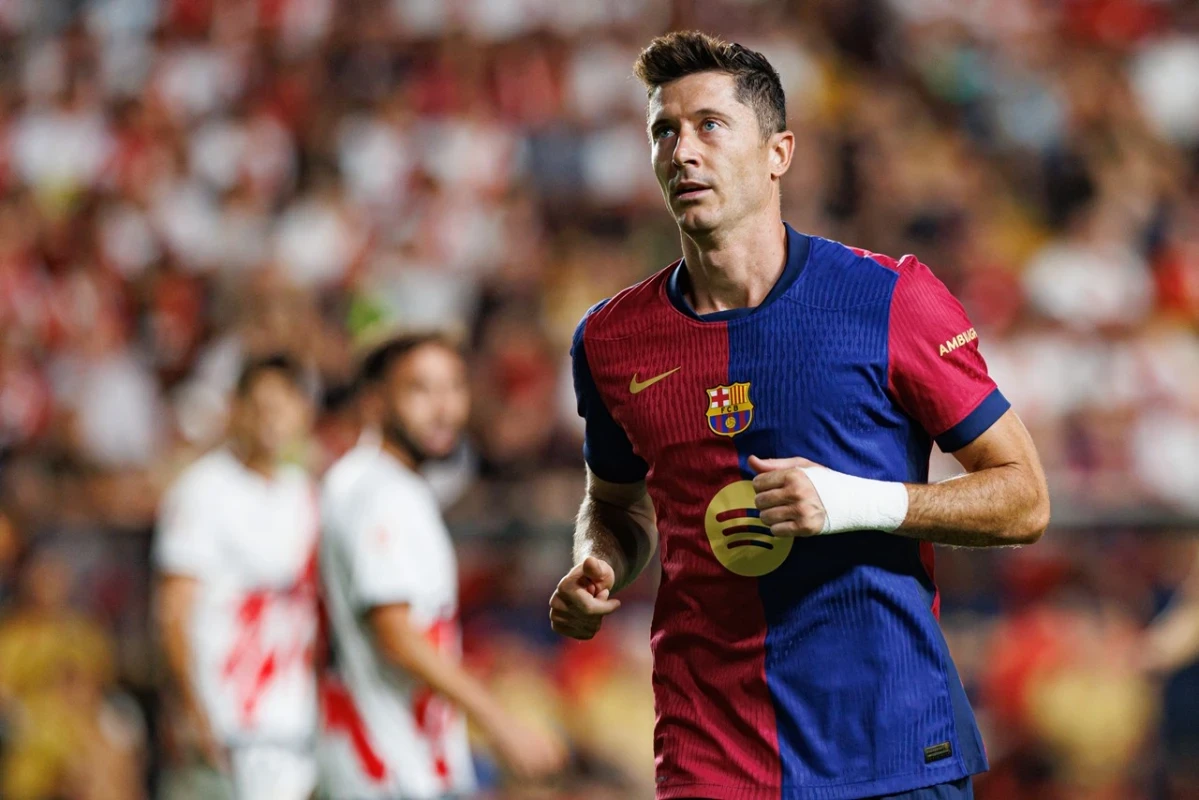 FC Barcelona - Robert Lewandowski 10