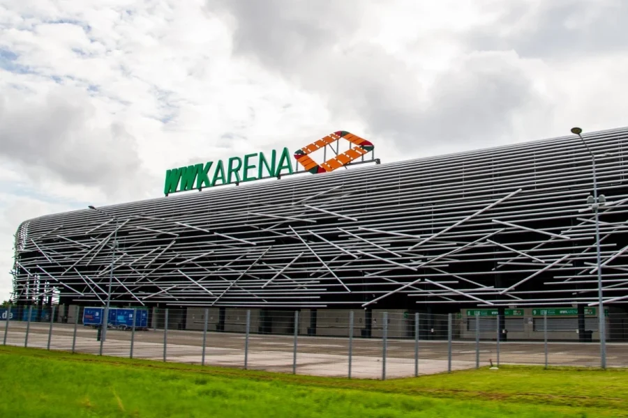 Augsburg - stadion WWK Arena 1